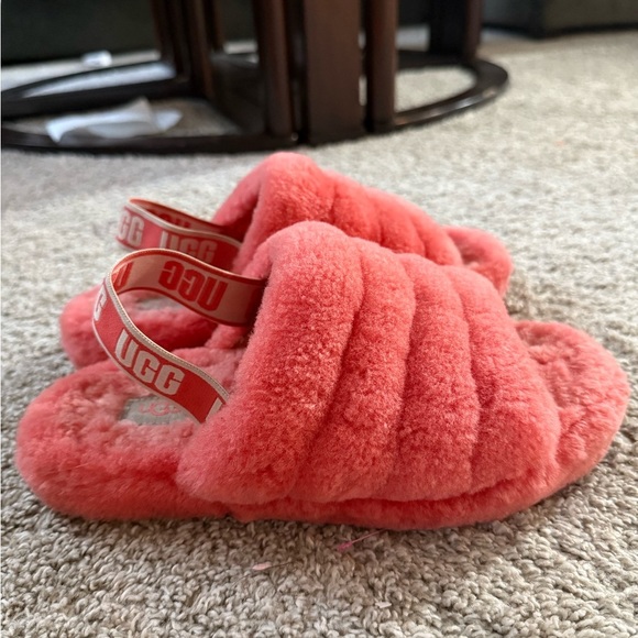 UGG Fluffy Pink Slippers - Picture 2 of 7